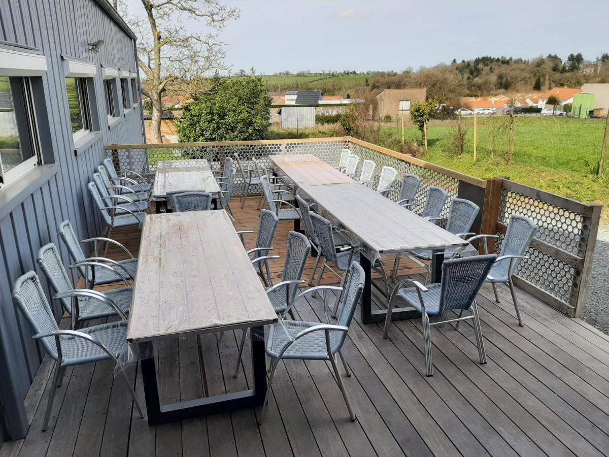 Gite Des Maries A 7Mn Du Puy Du F0U Chambretaud Exterior foto